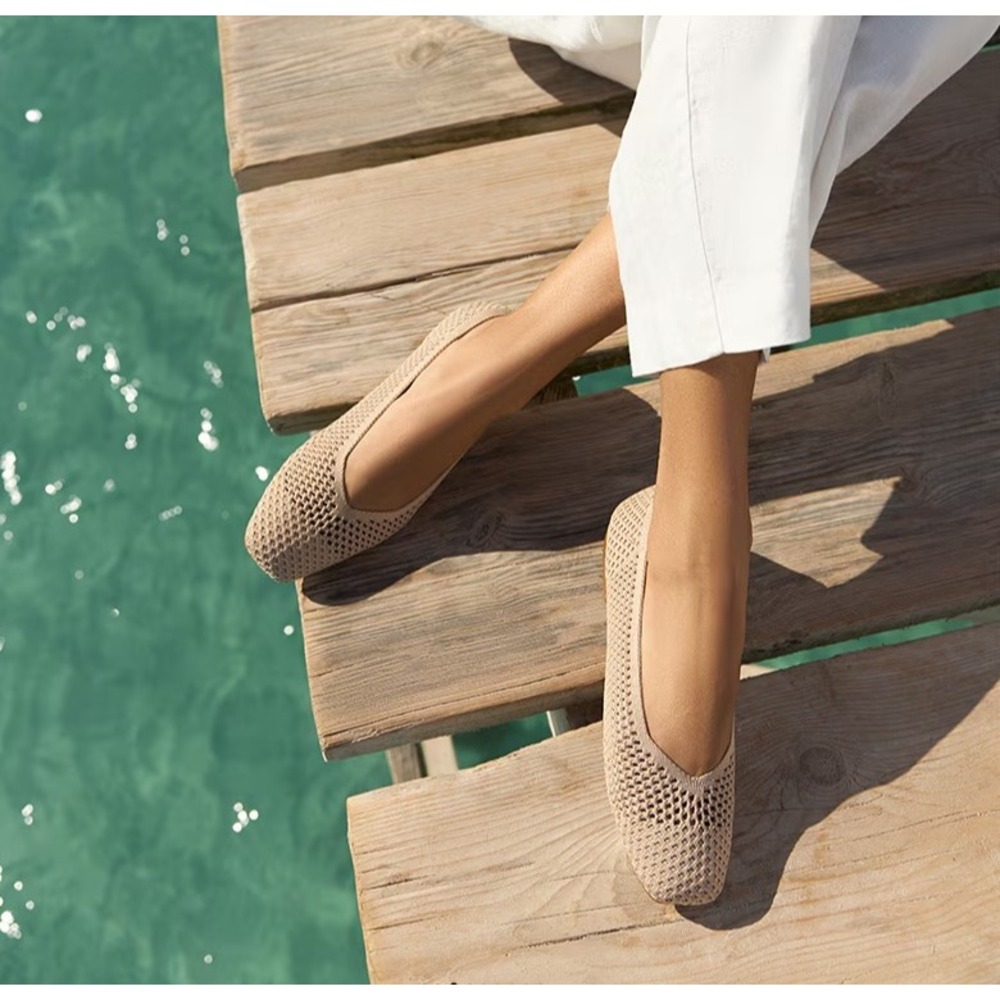 Vivaia Margot Walker Almond Mesh Square Toe Flats Beige EU 37 US 6.5